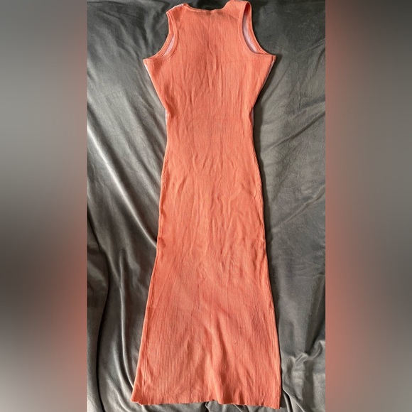 Cut Out Dress - Picture 10 of 10